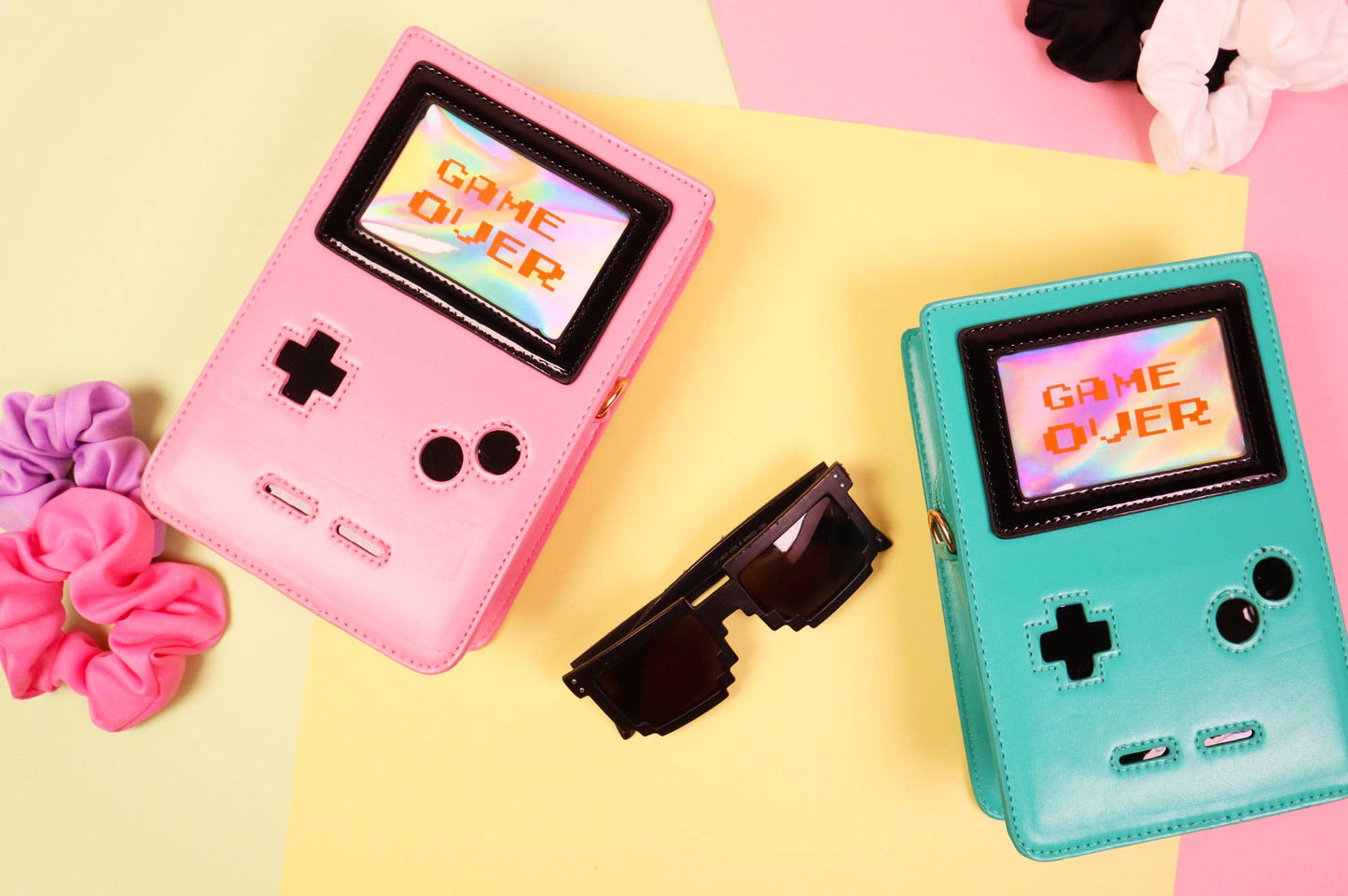 Retro 8-Bit Gamer Handbag: Green